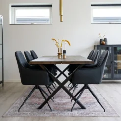 Harbo dreibar spisestol sort PU-skinn