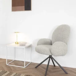 Lana dreibar spisestol med armlener sand