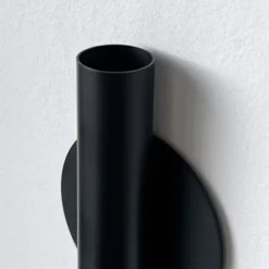 Manhattan vase, sort matt