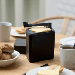 Rosti Osteklokke Classic Svart