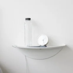 Vegghylle halvrund hvit 40 cm