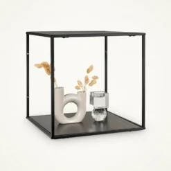 Vita vegghylle svart sort ramme 36 x 36 cm